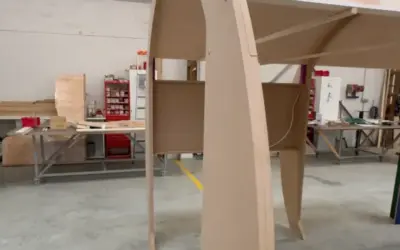 Tolérances, jeux et assemblages : les détails invisibles qui sécurisent un stand sur mesure